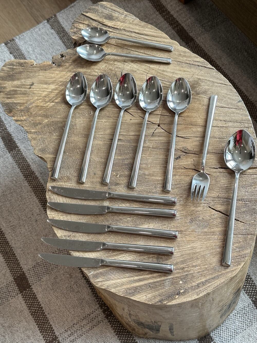 Cambridge Crate And Barrel Oona 14 Pc Stainless Flatware Mixed Lot Silverware